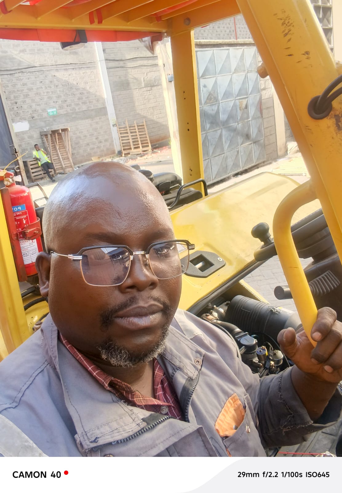 Forklift routine maintenance